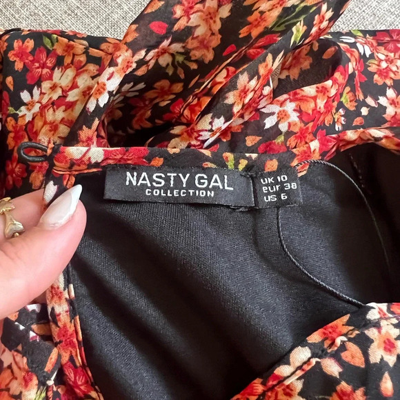 NASTY GAL fall dress - Picture 13 of 14
